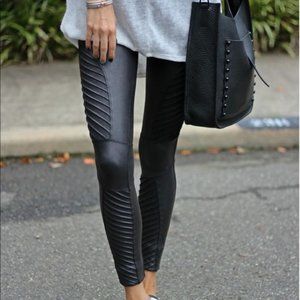 NWOT Spanx Moto leggings - Small
